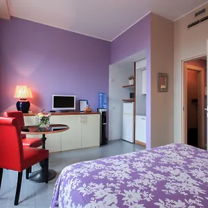 Aramis - With Free Parking Junior Navigli Bocconi -- Con Parcheggio Incluso -- Metro Porta Genova Aparthotel Milano