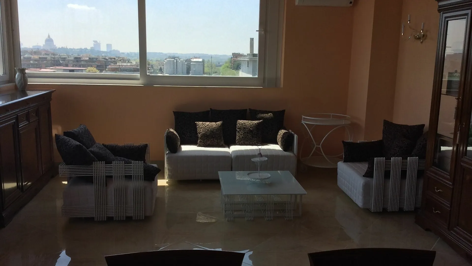 Hotel The Sun House Roma Affittacamere
