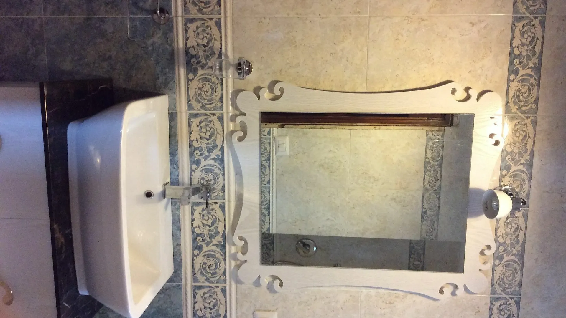 Hotel The Sun House Roma Italia